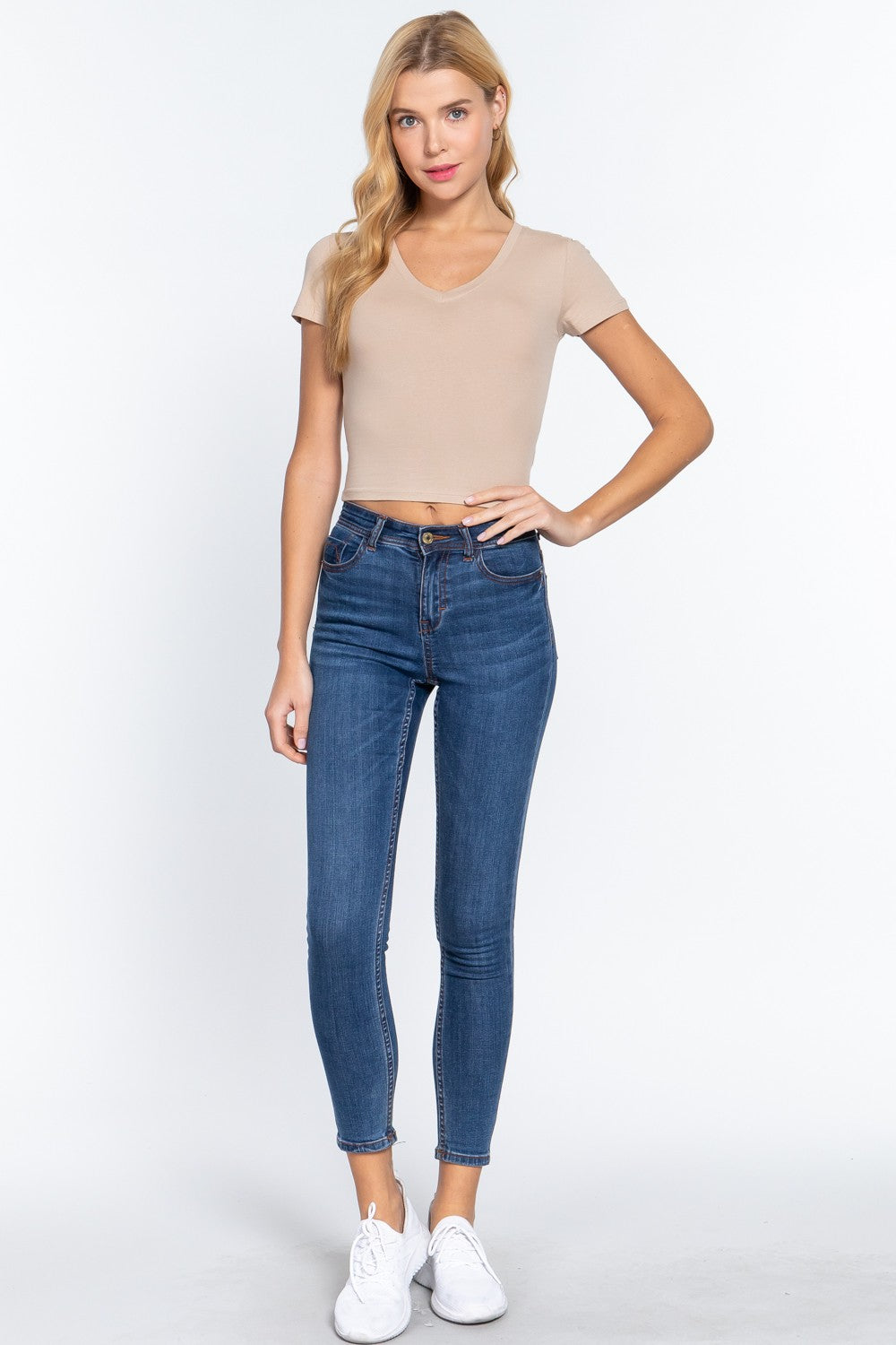 Short Sleeve V-Neck Crop Top