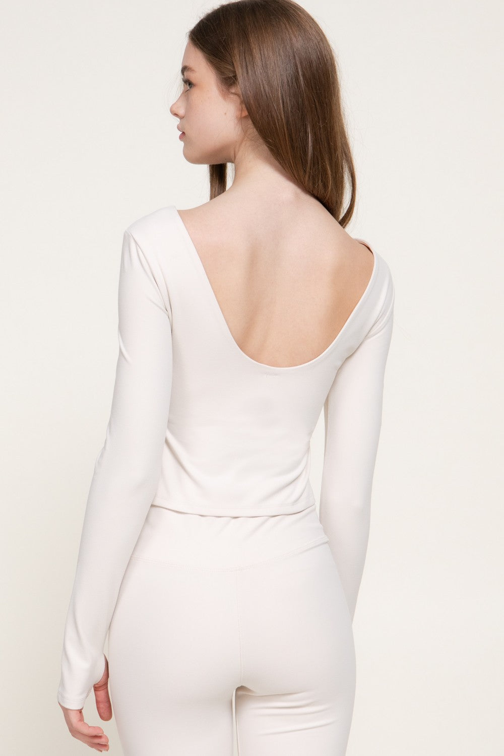 Long Sleeve Activewear Top with Scoop Back