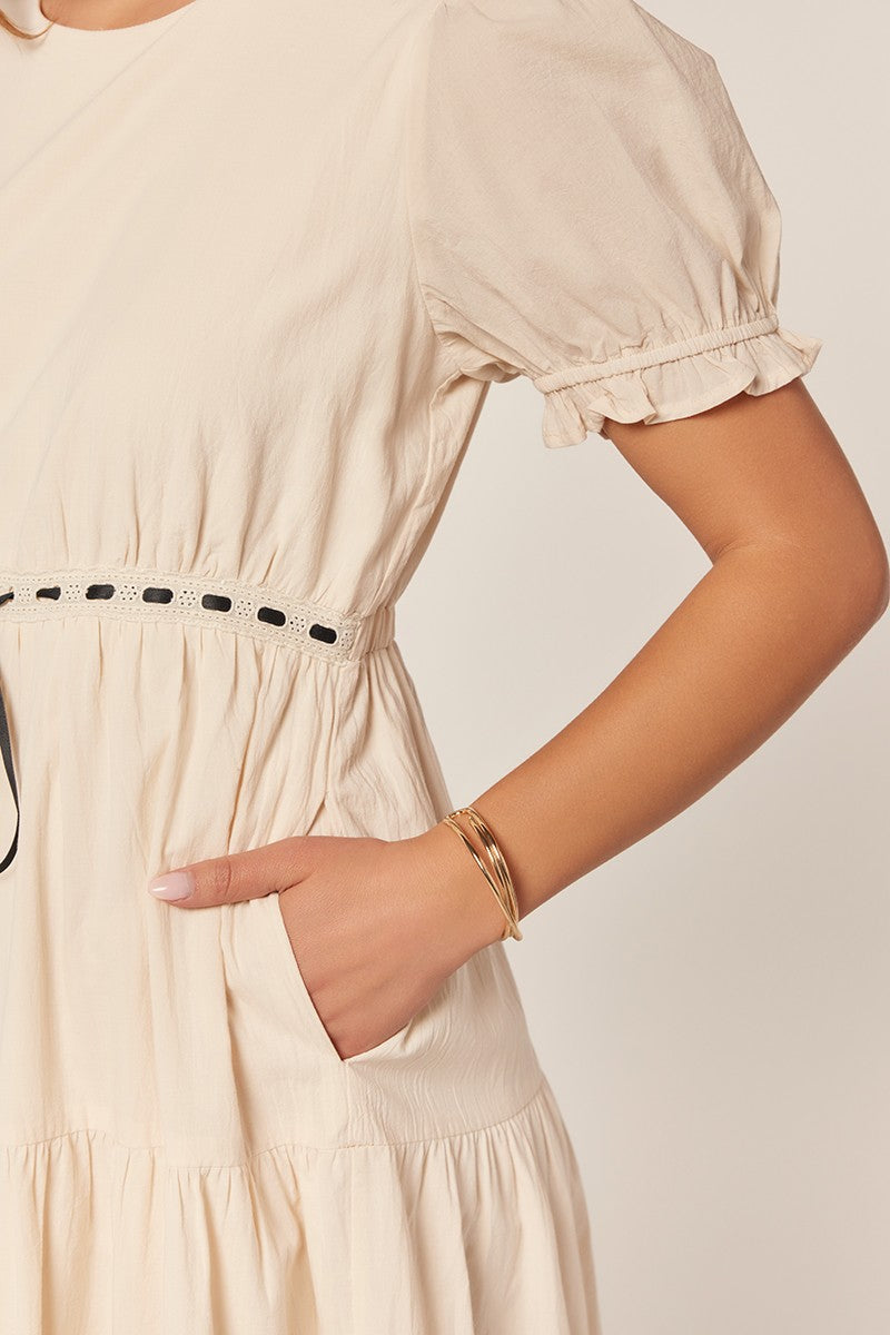 Contrast Ribbon Tie Waist Tiered Midi Dress
