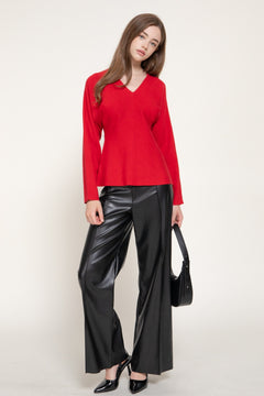 Long Sleeve V-Neck Fitted Waist Fine Knit Sweater