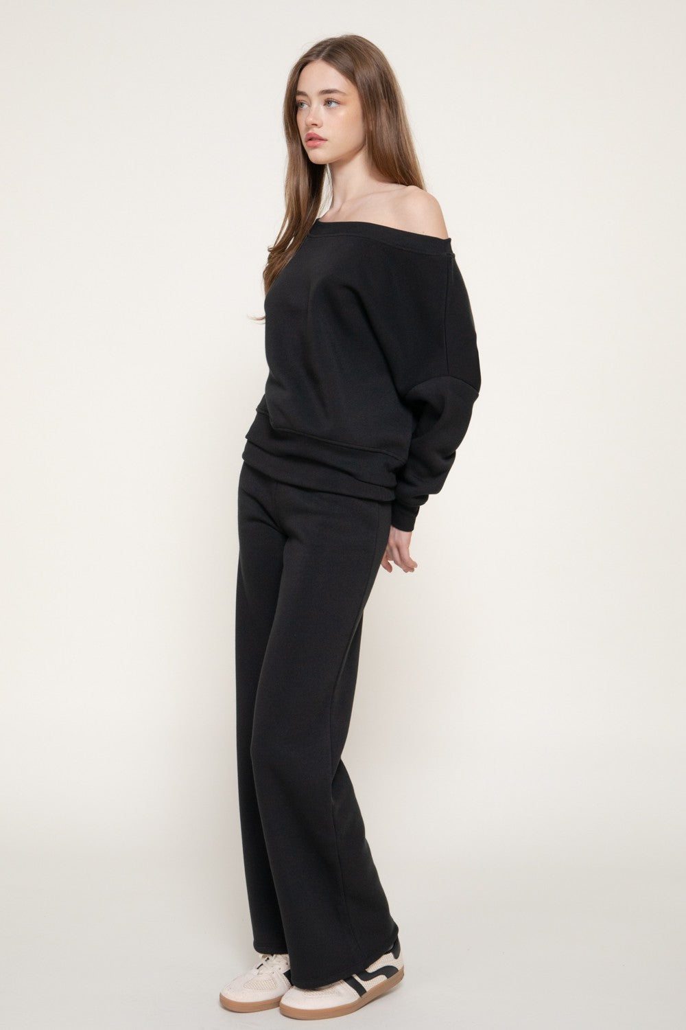 Asymmetrical Sweatshirt & Swetapants Set