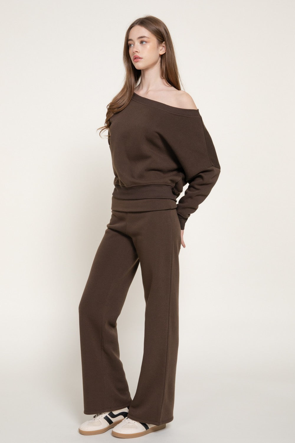 Asymmetrical Sweatshirt & Swetapants Set