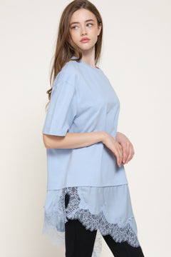 Short Slv Asymmetrical Hem Tonal Lace Knit Top