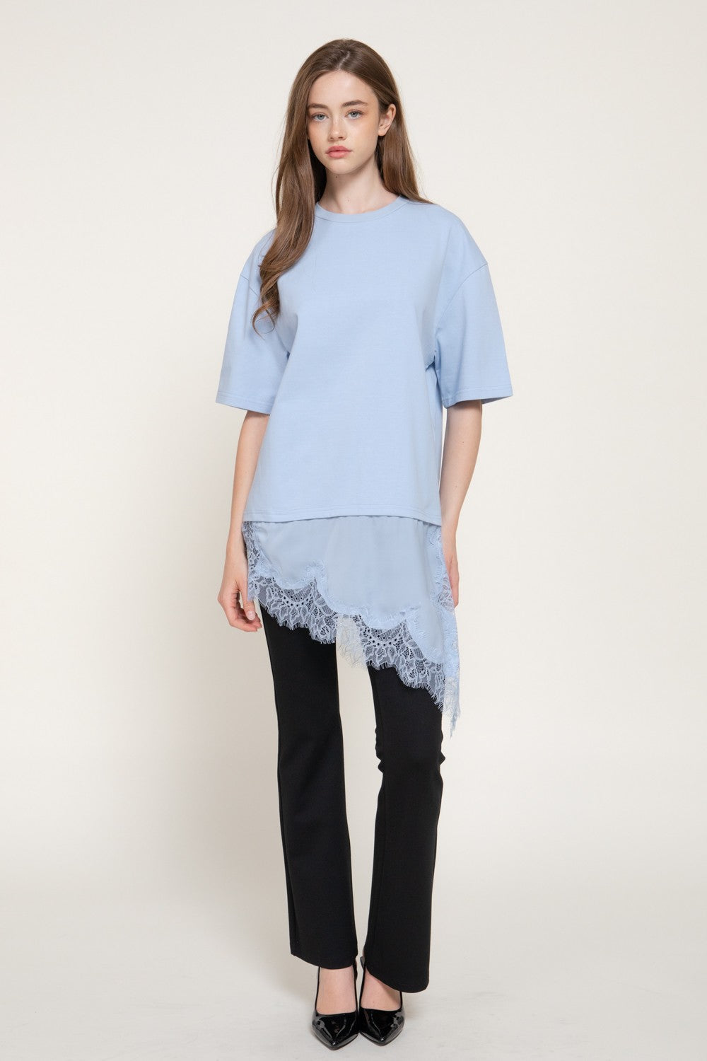 Short Slv Asymmetrical Hem Tonal Lace Knit Top