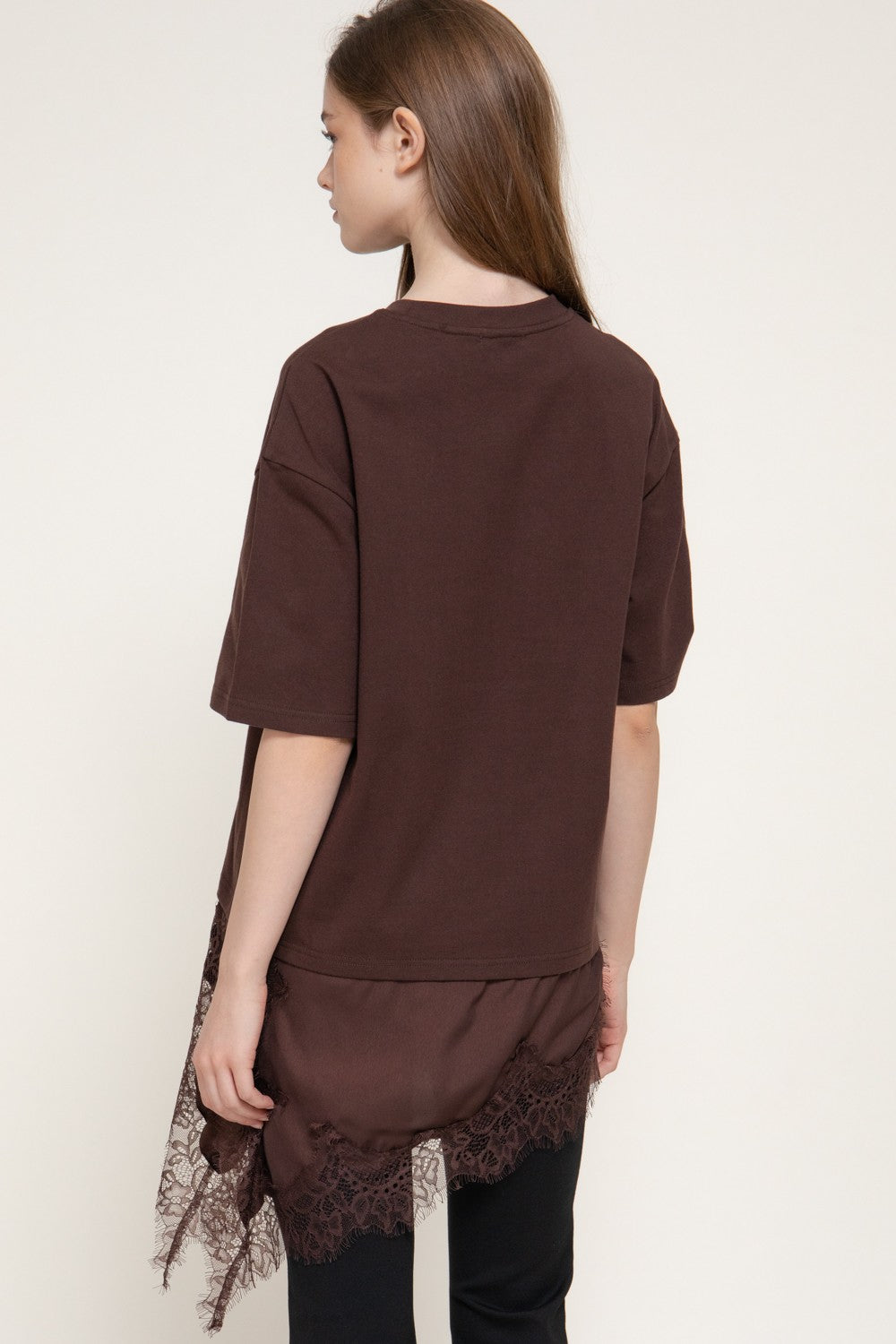Short Slv Asymmetrical Hem Tonal Lace Knit Top