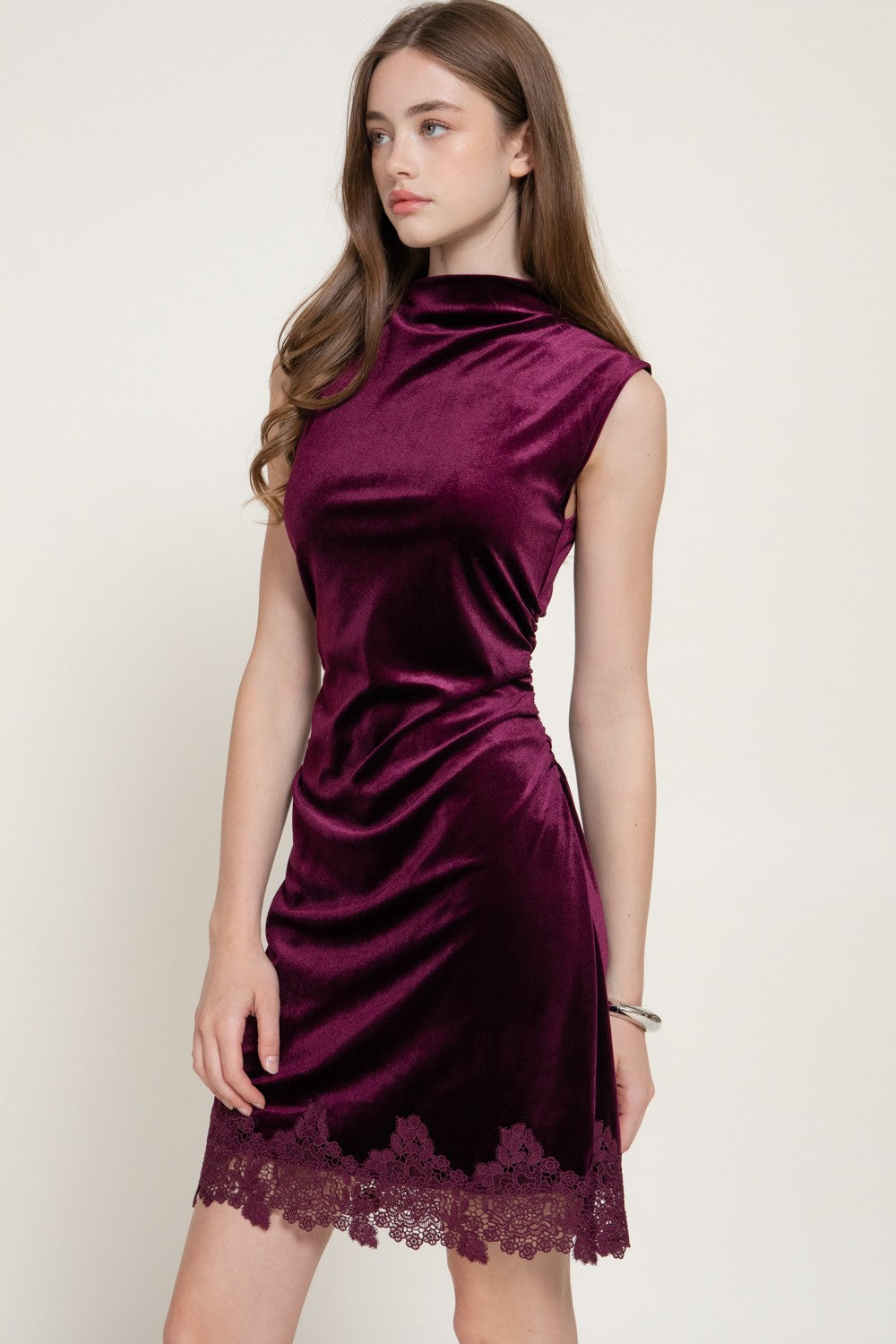 Sleeveless Hight Neck Velvet Mini Dress