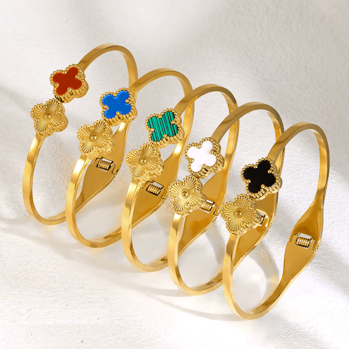 Amara Bangle Stella Harte