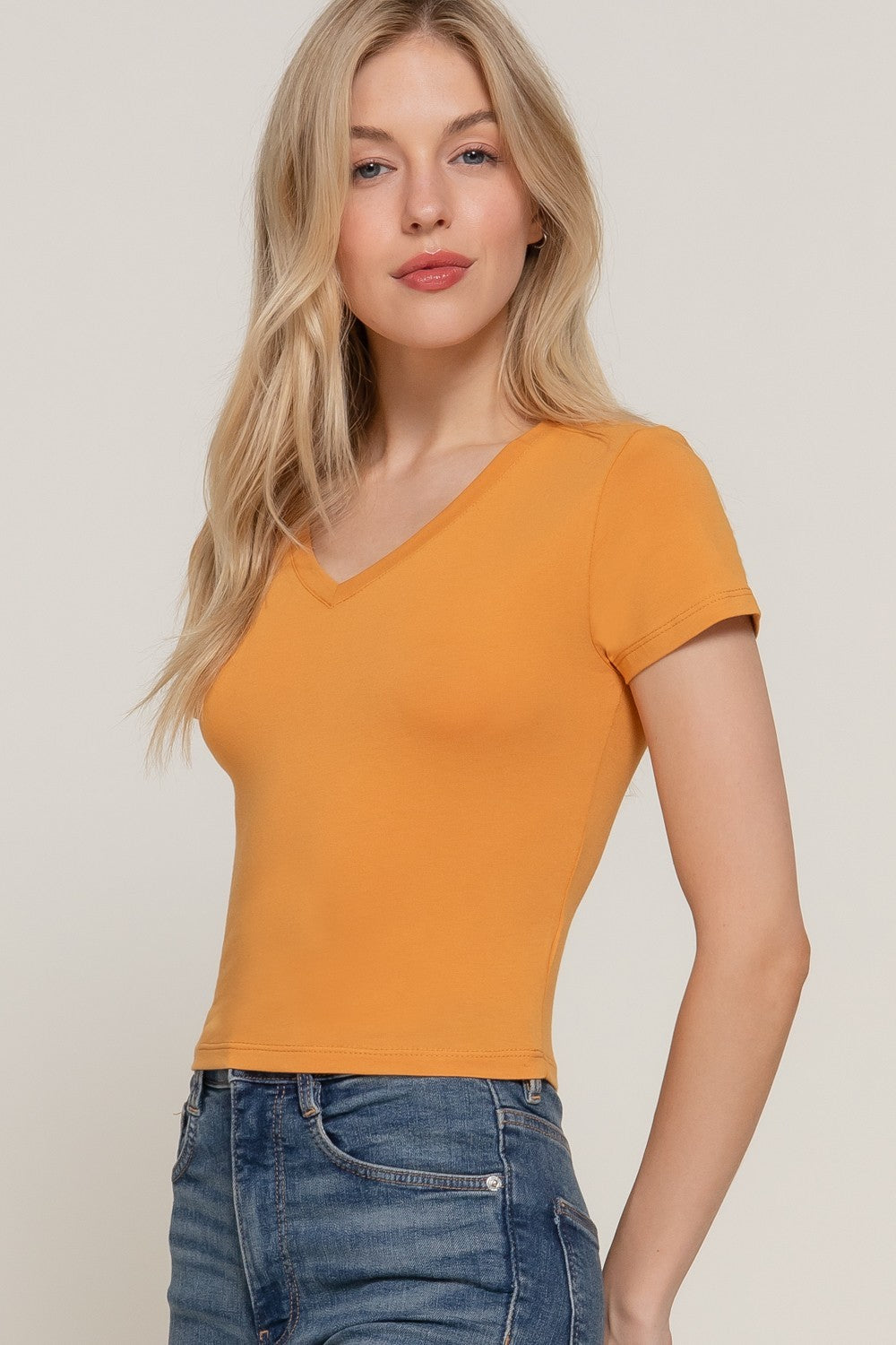 Short Sleeve V-Neck Crop Top