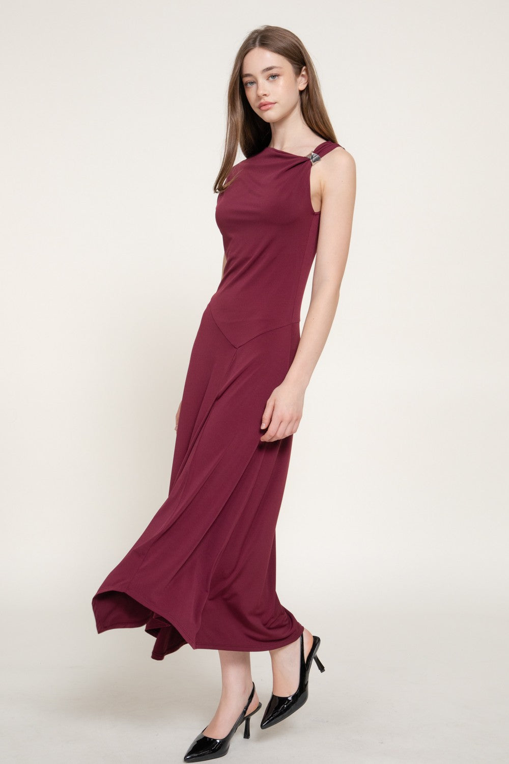 Sleeveless Metal Trimmed Shoulder Draped Dress