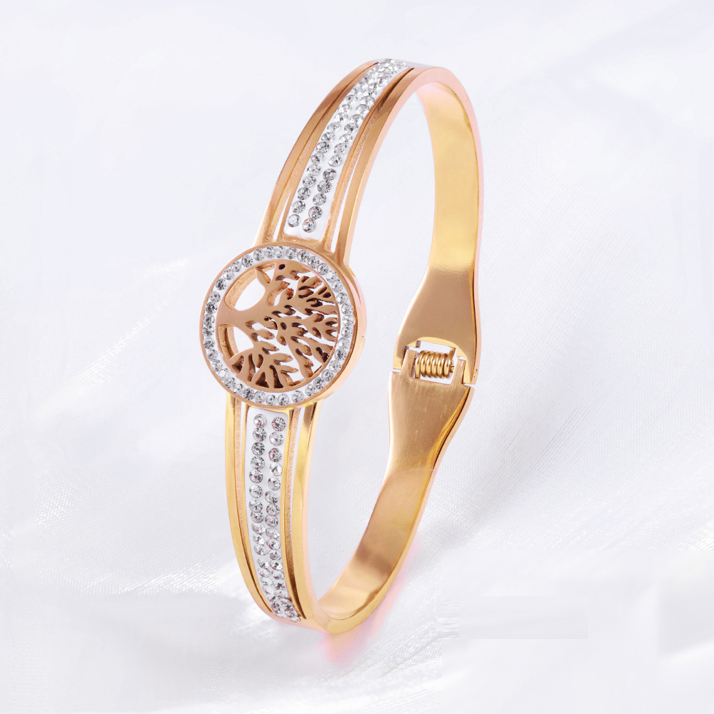 Anastasia Bangle Stella Harte
