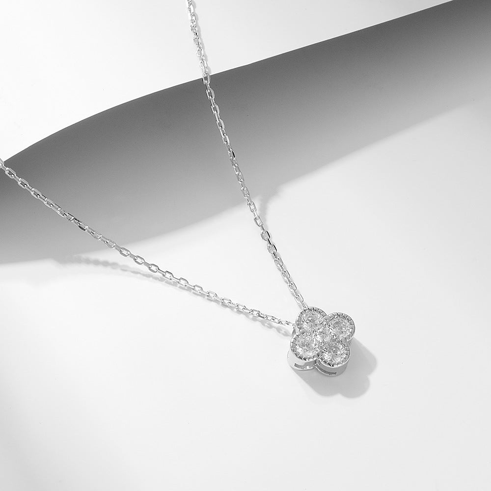 Dazzling Clover Necklace Stella Harte