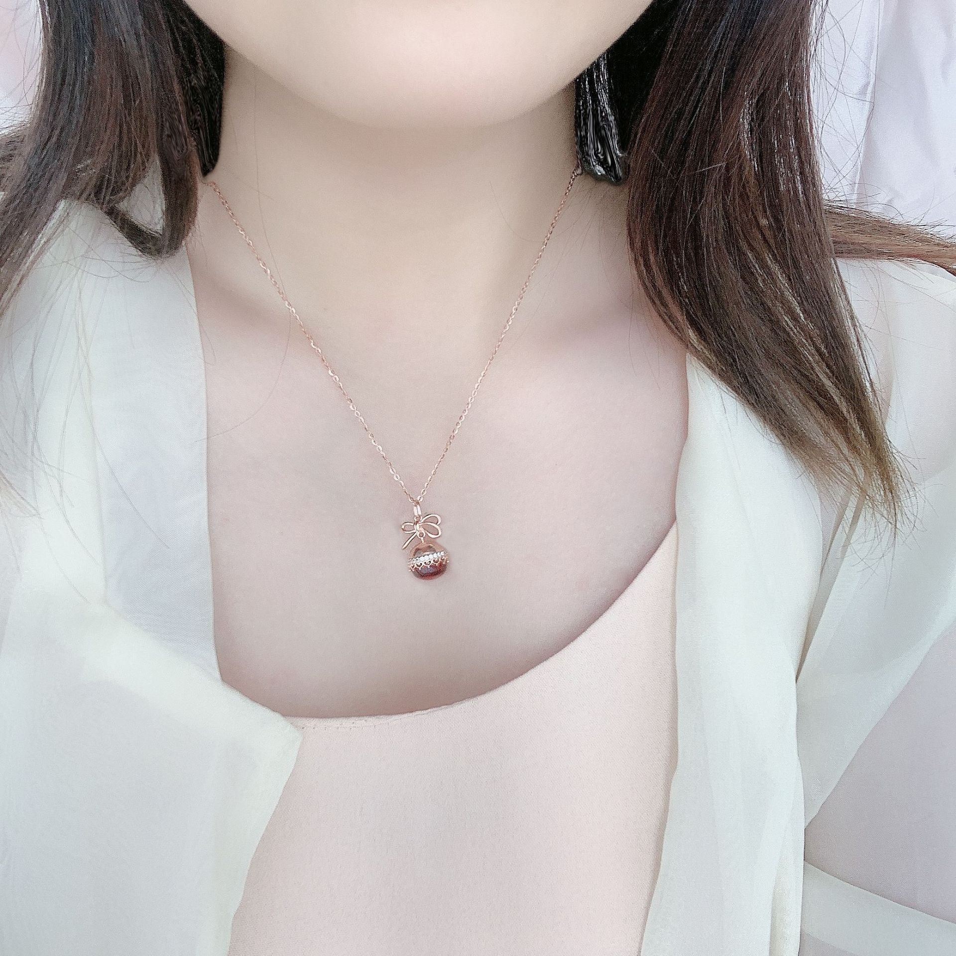 Christmas Ribbonial Necklace Stella Harte