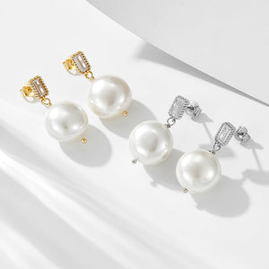 Juliette’s ShellButton Earrings Stella Harte