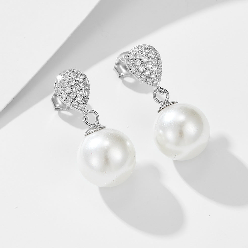 Lila’s DewdropPearl Earrings