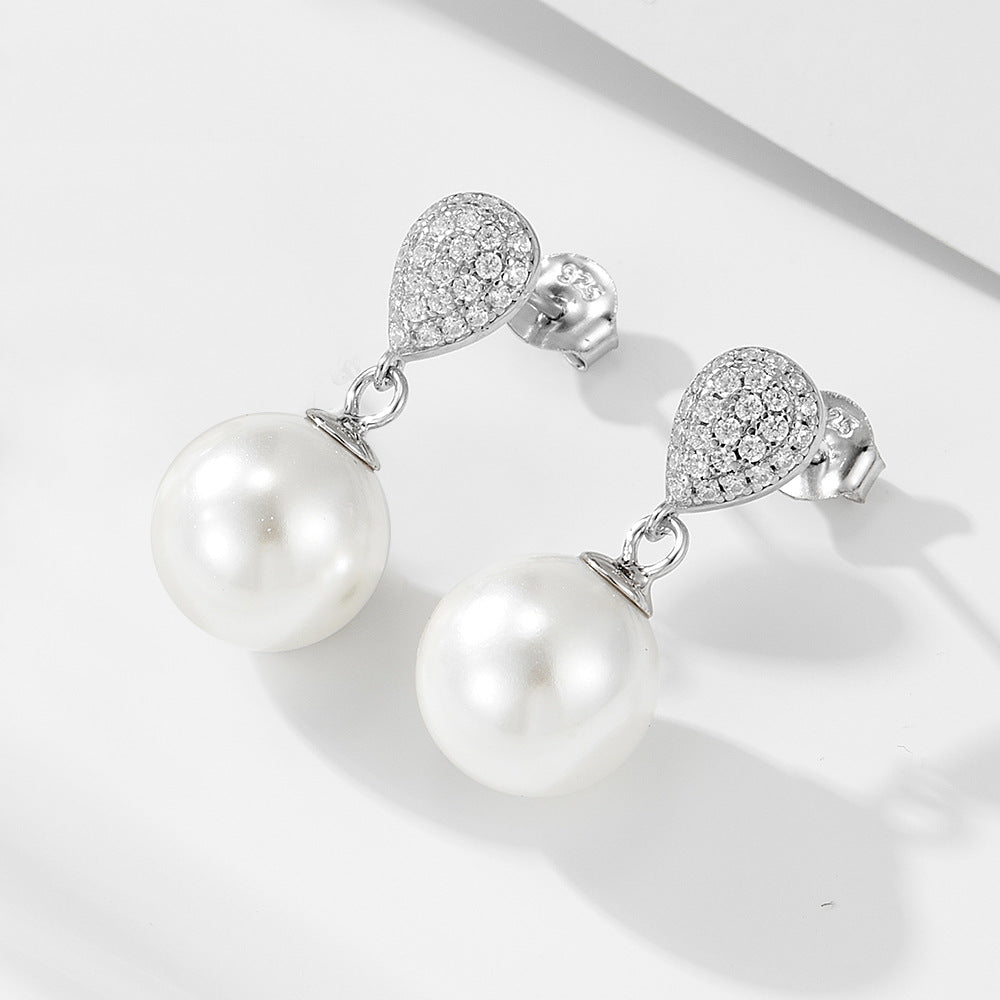 Lila’s DewdropPearl Earrings Stella Harte