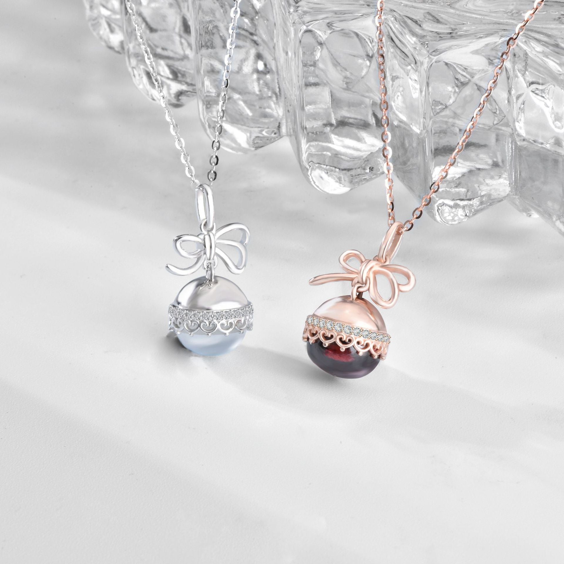 Christmas Ribbonial Necklace Stella Harte