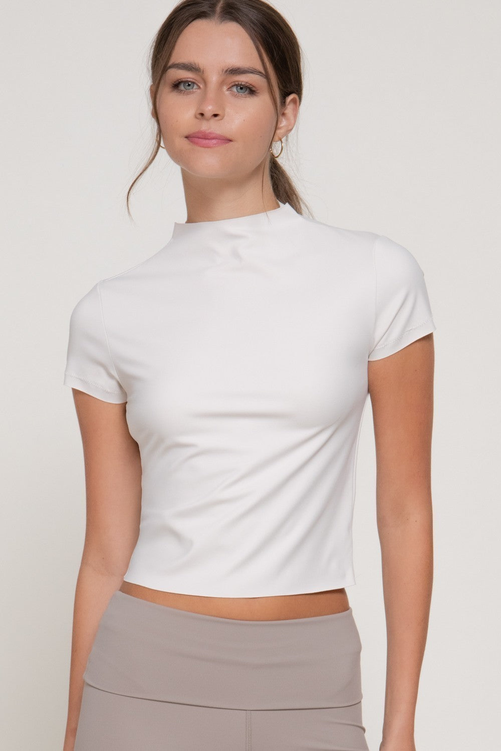 Short Slv High Neck Workout Top