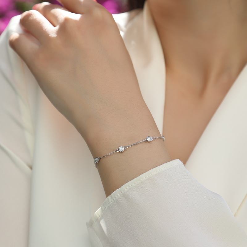 Starlit Bezel Chain Bracelet