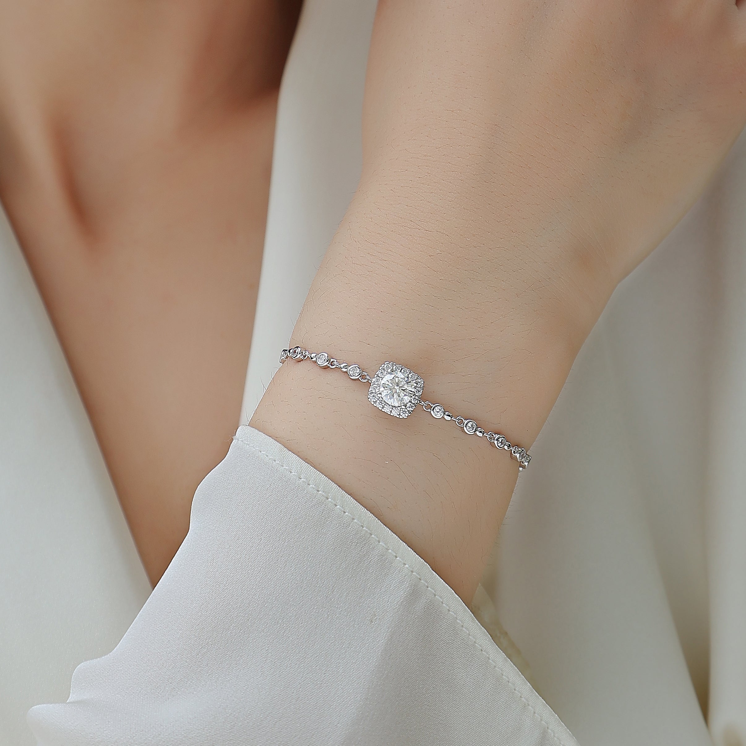 Eternal Halo Square Bracelet Stella Harte