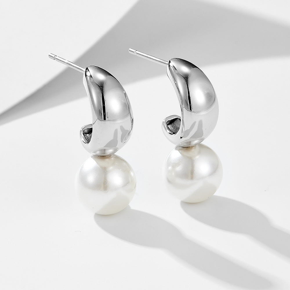 Clara’s PearlCrescent Earrings