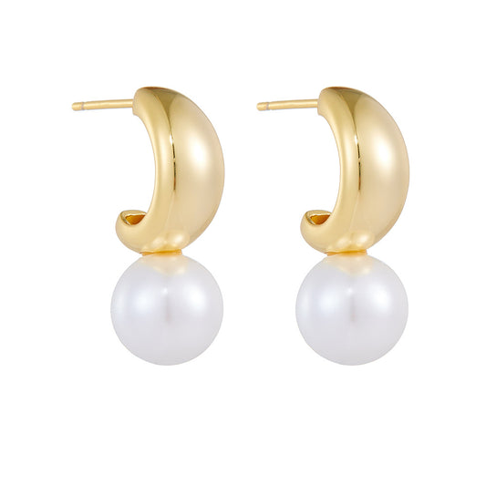 Clara’s PearlCrescent Earrings