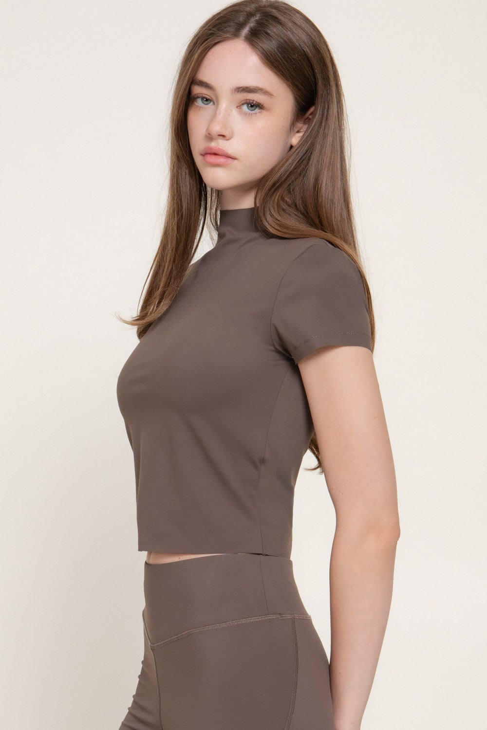 Short Slv High Neck Workout Top