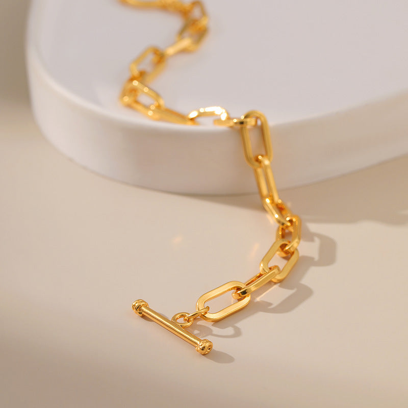 Golden Oval Link Bracelet