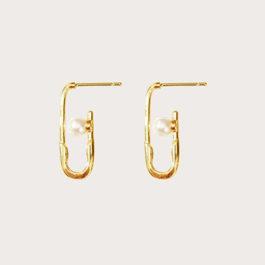 S.Harte Elegant Safety Pin Pearl Earrings Stella Harte