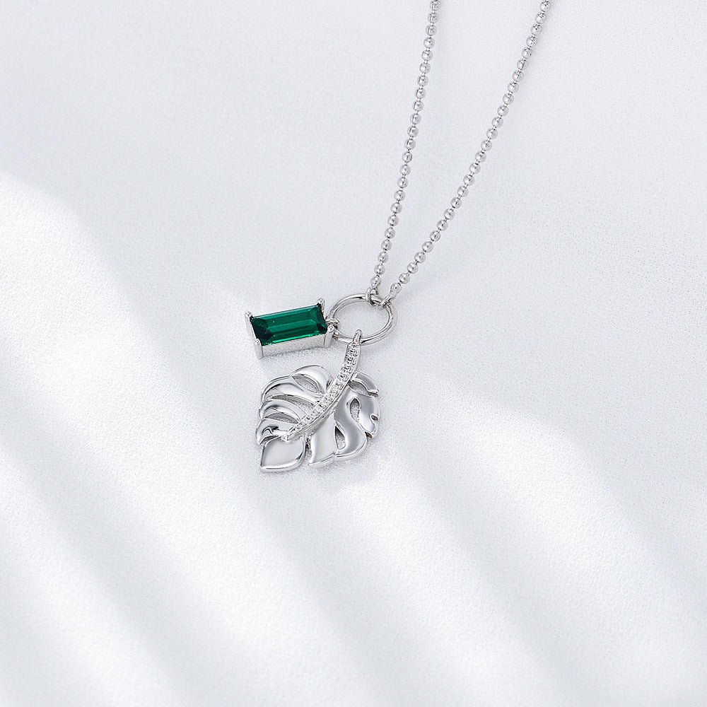 Verdant Leaf Necklace