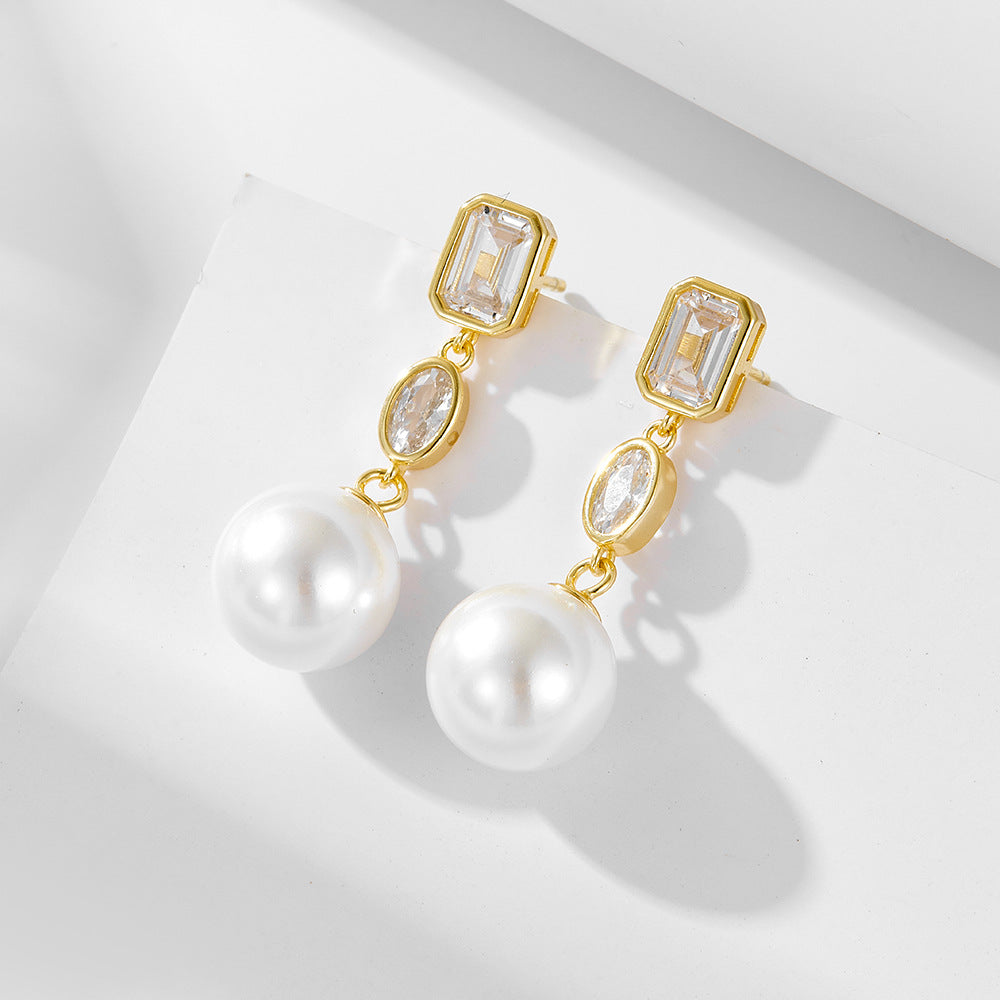 Mia’s ZirconPearl Drop Earrings