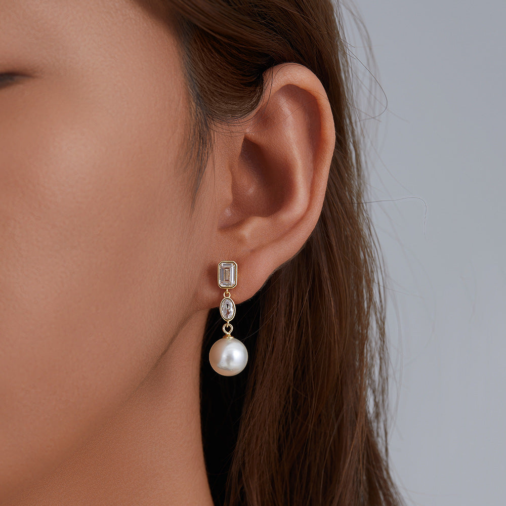 Mia’s ZirconPearl Drop Earrings