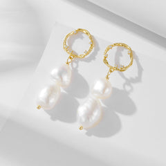 Amélie’s BaroqueGlow Earrings