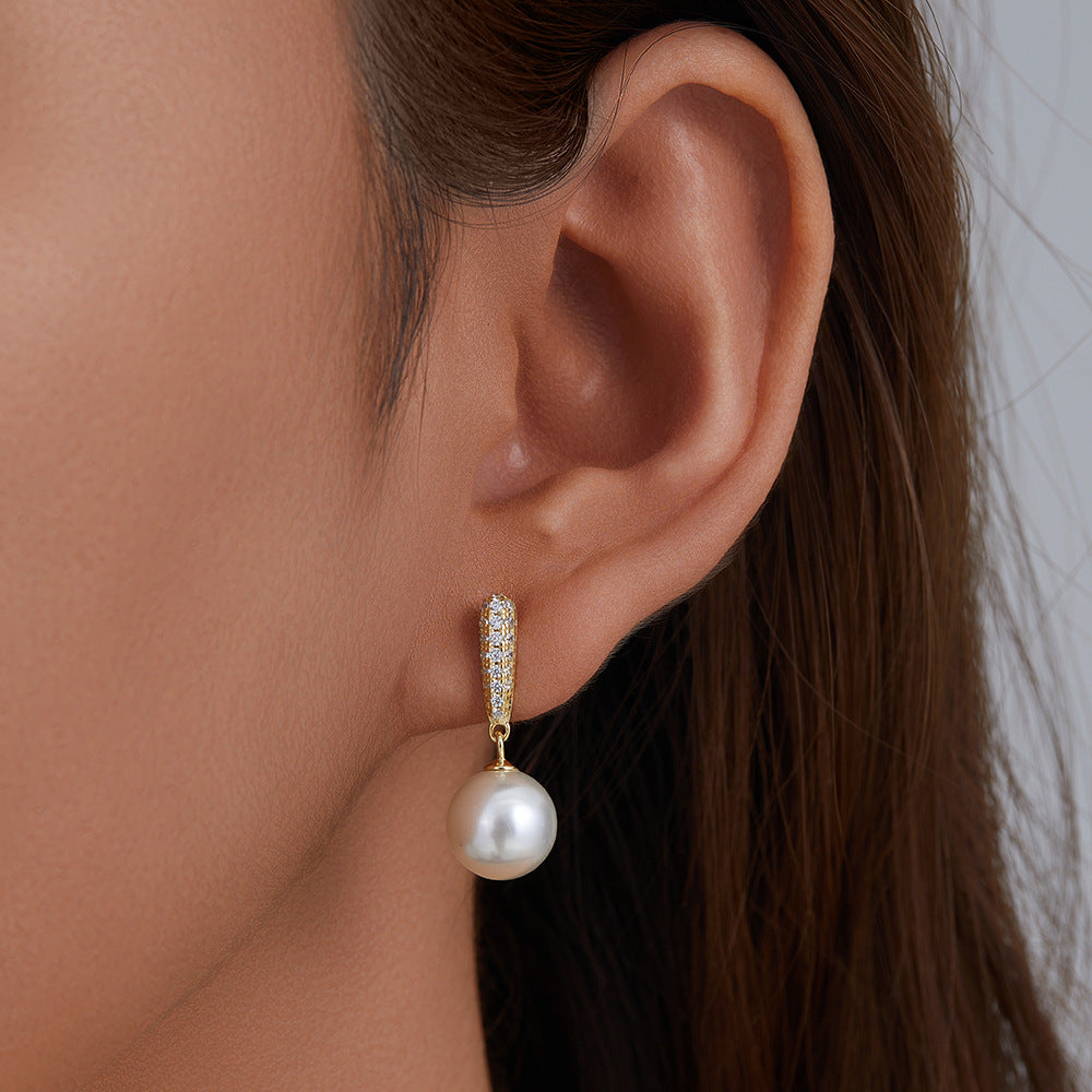 Zoe’s PearlZest Earrings
