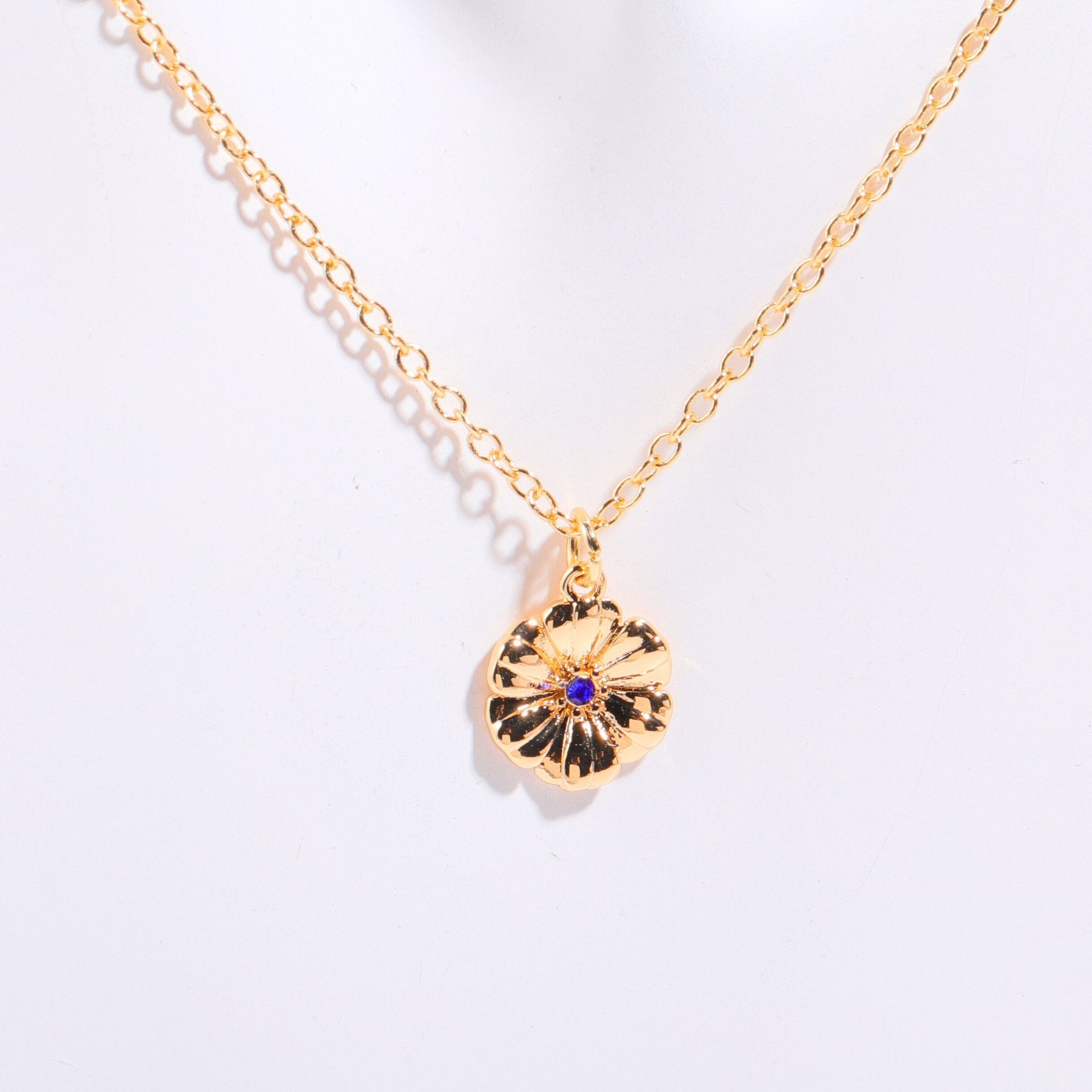Mama's Bloom Birthstone Necklace