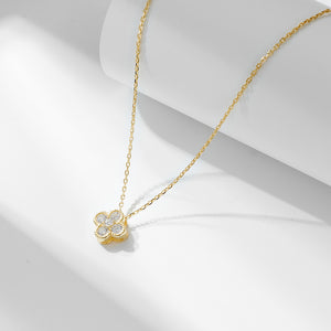 Dazzling Clover Necklace