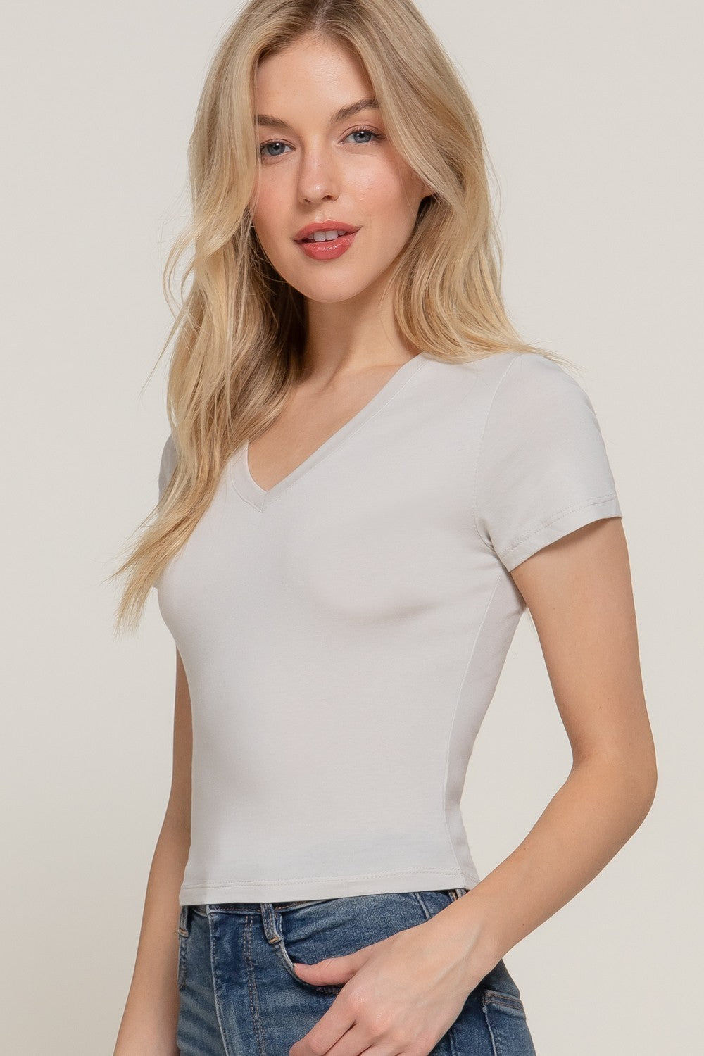 Short Sleeve V-Neck Crop Top