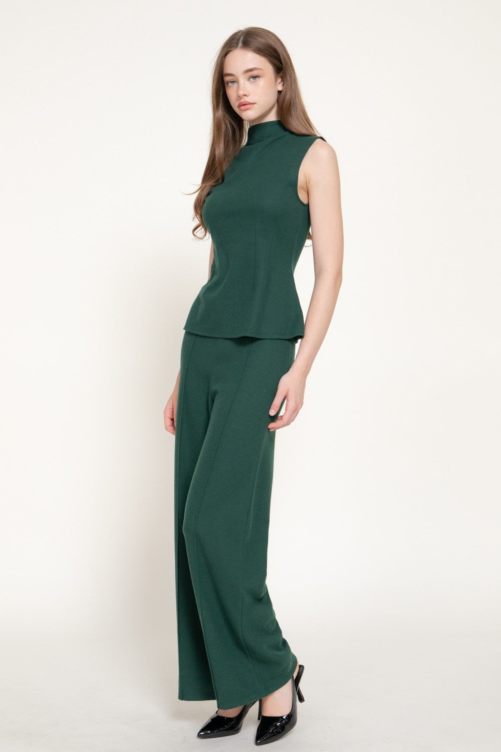 Sleeveless High Neck Top & Long Pants Set