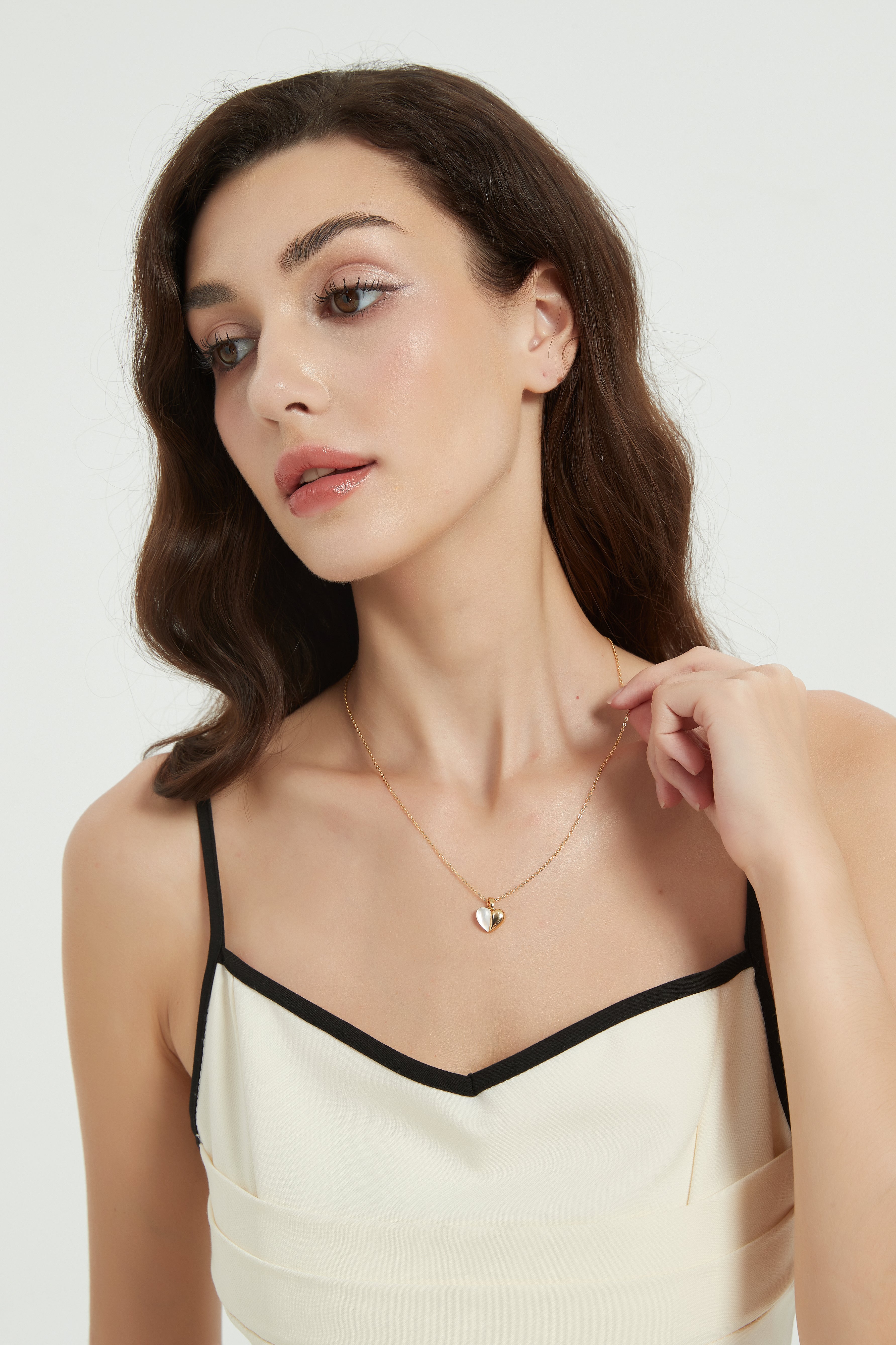 Semi-Heart Pendant Necklace Stella Harte