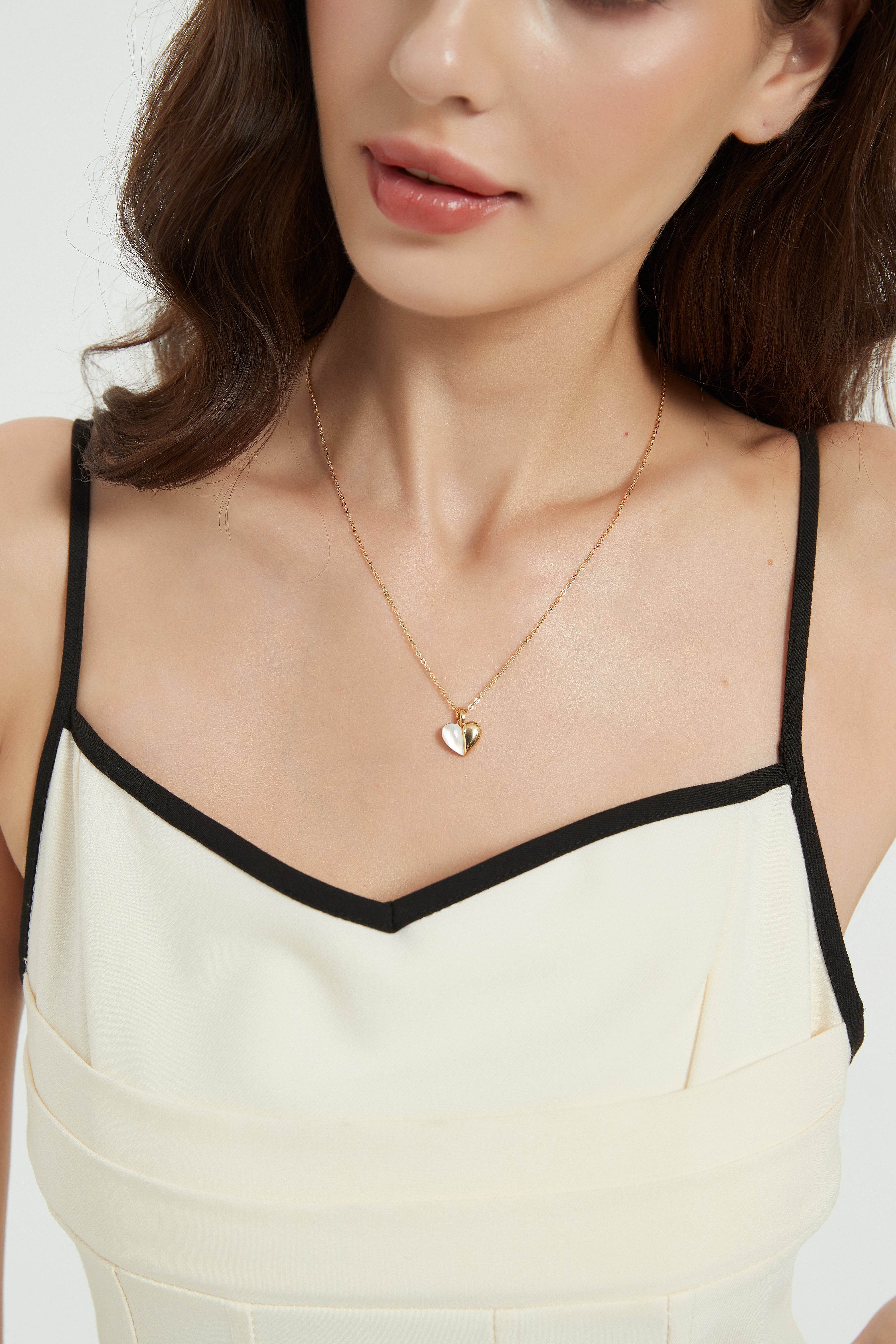Semi-Heart Pendant Necklace Stella Harte