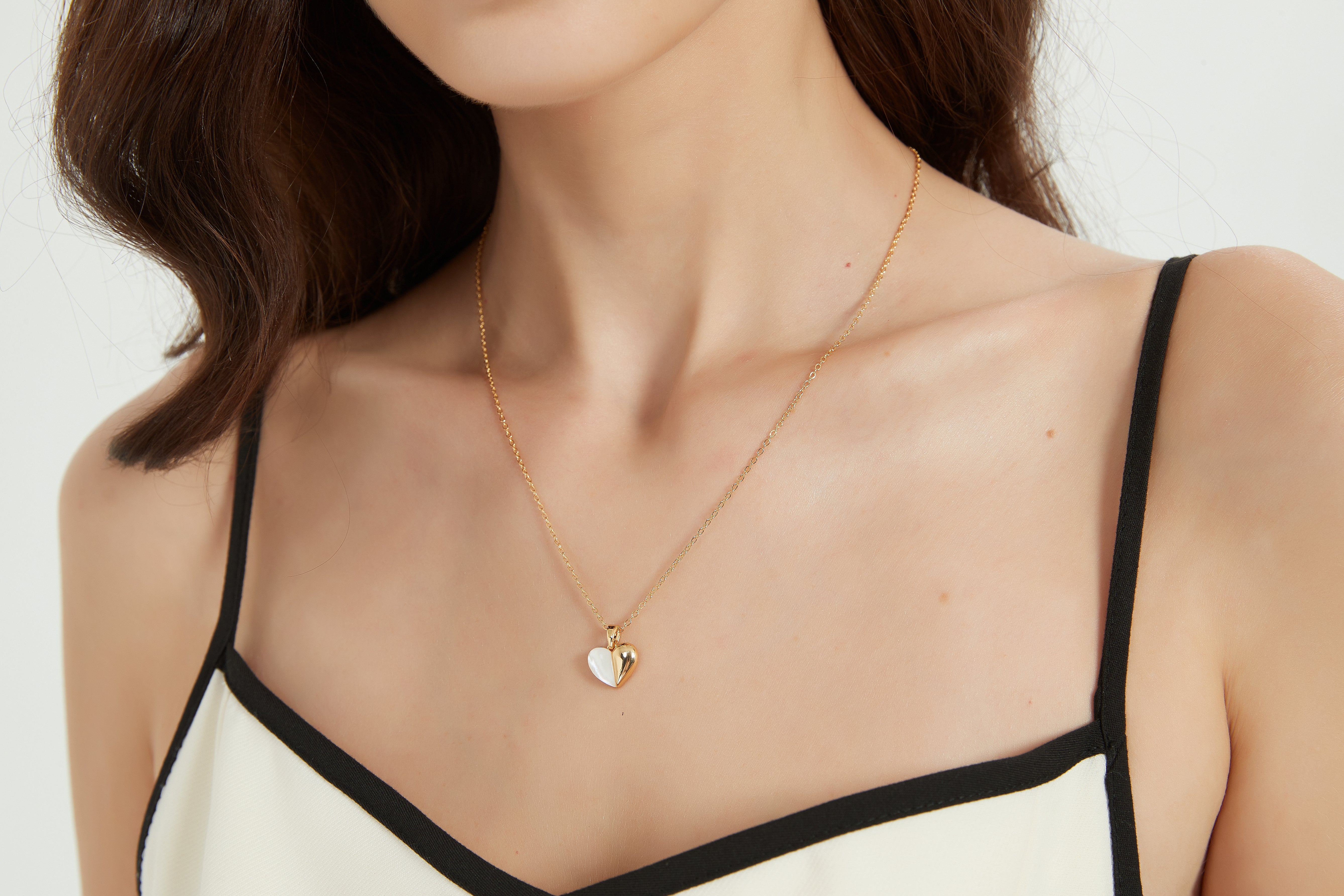 Semi-Heart Pendant Necklace Stella Harte