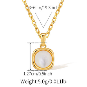 Square Pearl Grace Necklace