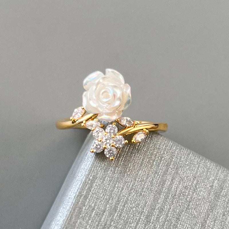 Celina Camellia Ring Stella Harte