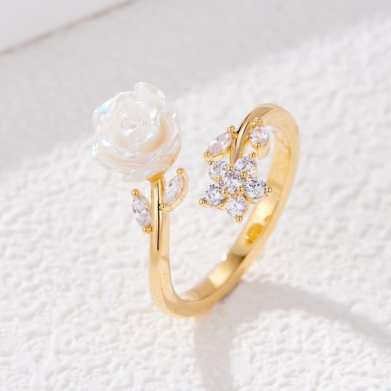 Celina Camellia Ring Stella Harte