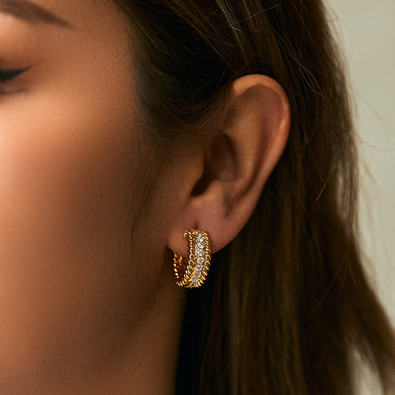 Twisted Crystal Hoops