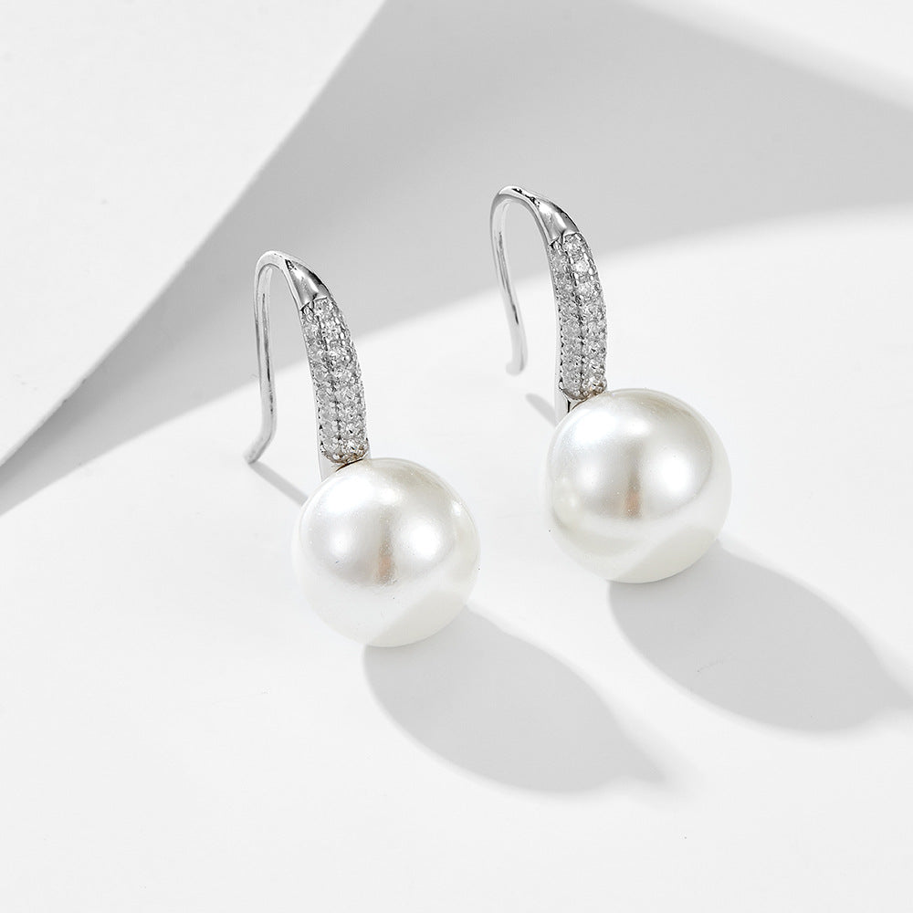 Lily’s HeelPearl Earrings