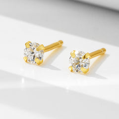 Ellie’s TinyTwinkle Earrings