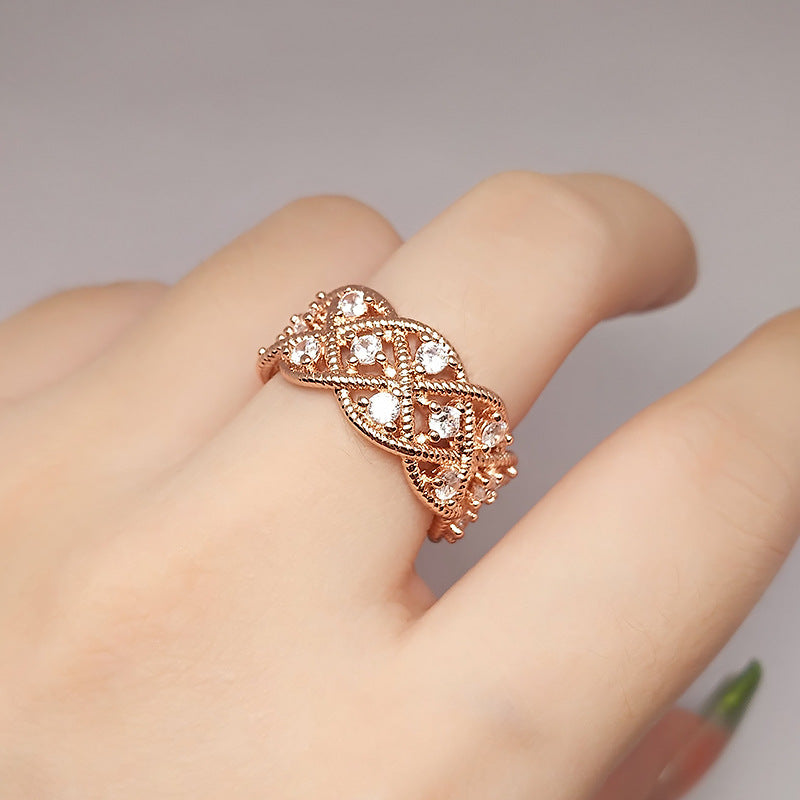 The Eternal Elegance Ring Stella Harte