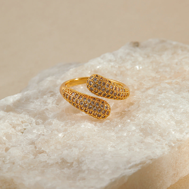 Swirl Pod Sparkle Ring