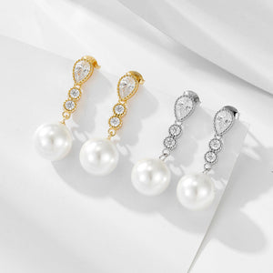 Ava’s PearlElegance Earrings Stella Harte