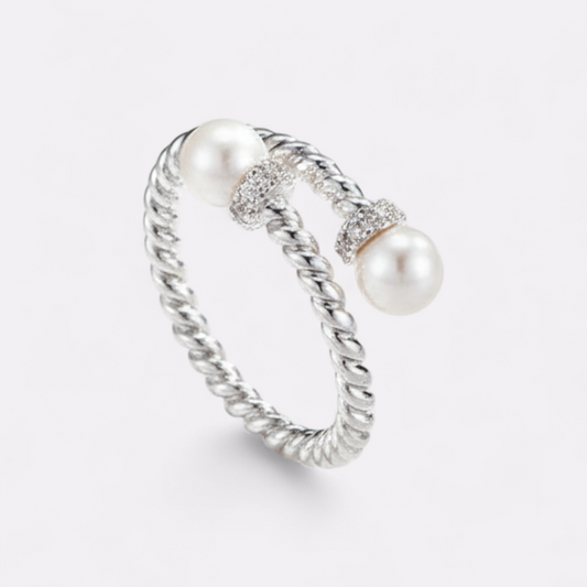 Isolde Twist Ring